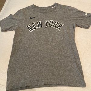 Nike Aaron Judge, Yankees shirt, GUC, size small
